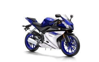 2015-Yamaha-YZF-R125-Race-Blu